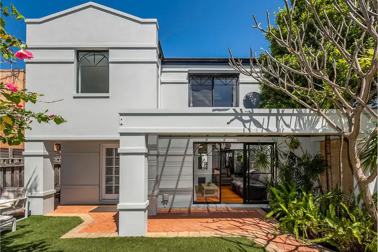 10 Stack Lane, Applecross WA 6153