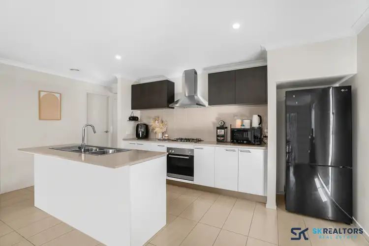 Fifth view of Homely house listing, 4 Hideaway Lane, Beveridge VIC 3753