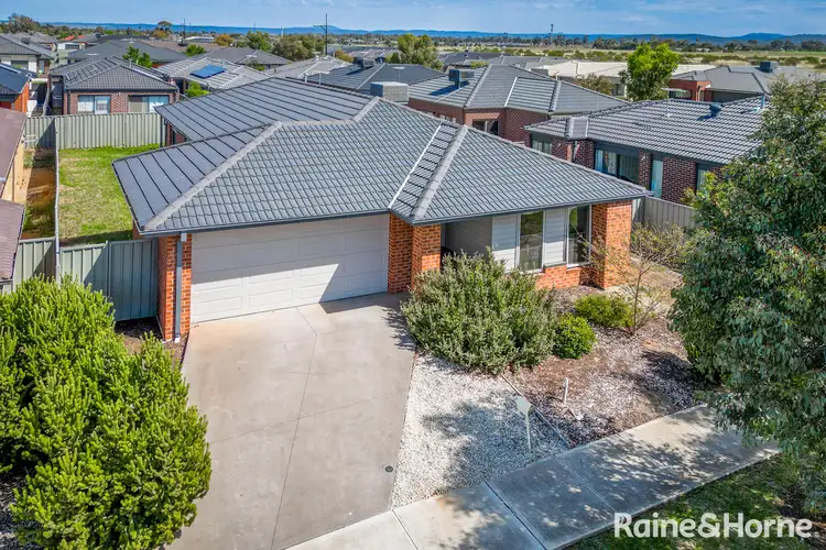 201 Dalray Crescent, Kurunjang VIC 3337