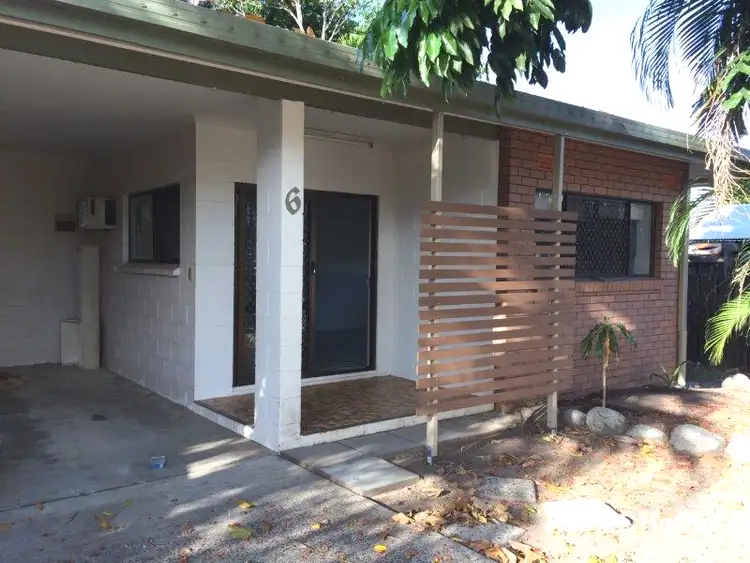 10 Cooya Beach Road
