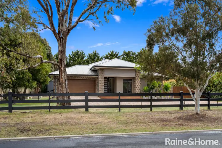 2b Rangeview Drive, Riddells Creek VIC 3431