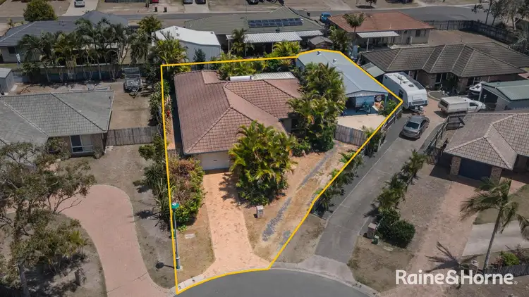 11 Cleo Court, Torquay QLD 4655