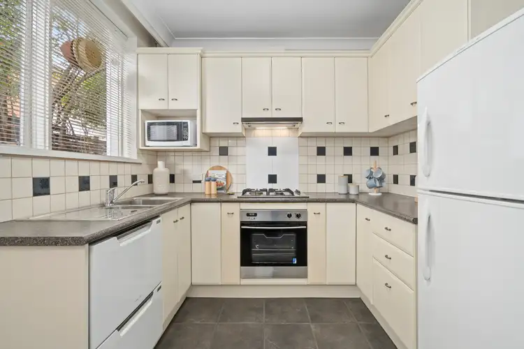 Fourth view of Homely apartment listing, 1/18 Segtoune Street, Kew VIC 3101