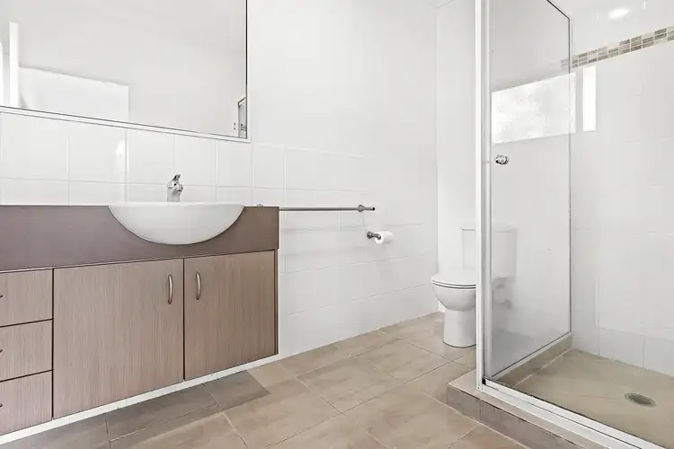 Fourth view of Homely house listing, 10 Curlew Court, Jubilee Pocket QLD 4802