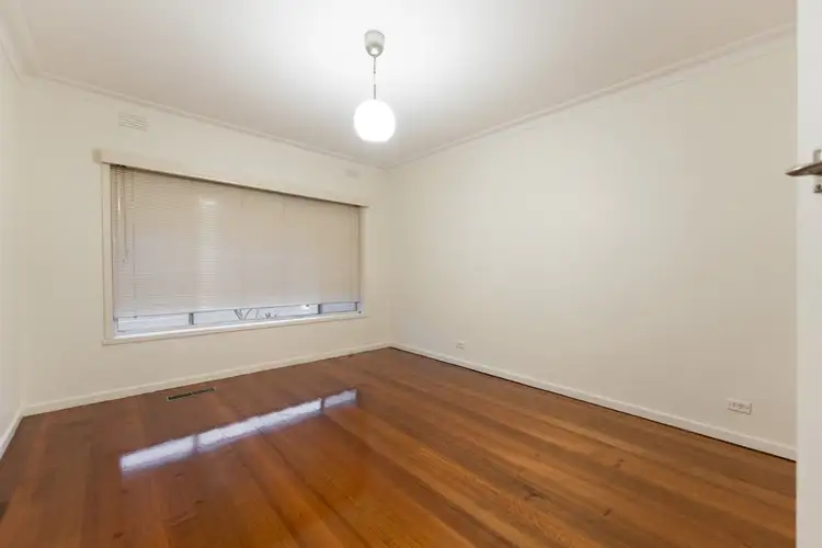 Fourth view of Homely unit listing, 1/2 Grenfell Rd, Mount Waverley VIC 3149