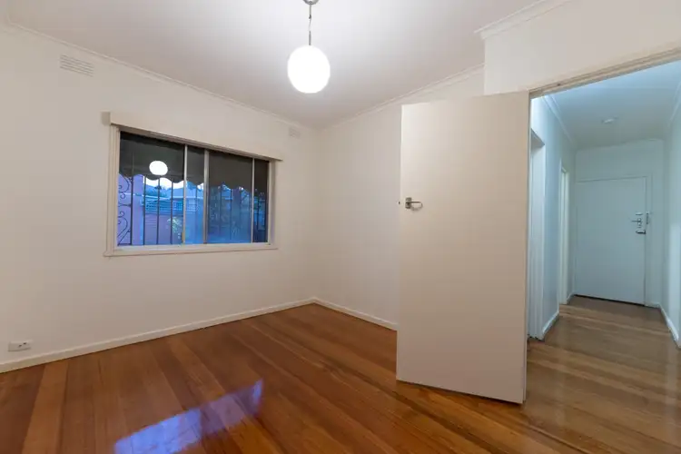 Fifth view of Homely unit listing, 1/2 Grenfell Rd, Mount Waverley VIC 3149