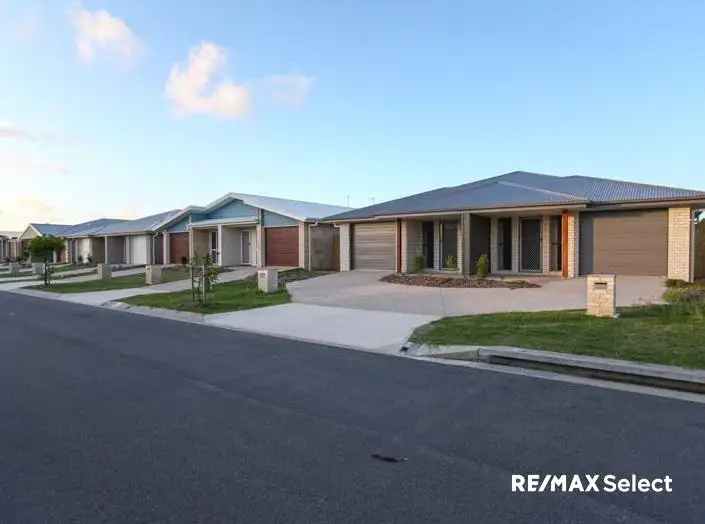 1&2/24 Vaucluse Crescent, East Mackay QLD 4740