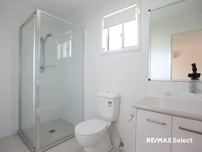 Fifth view of Homely house listing, 1&2/24 Vaucluse Crescent, East Mackay QLD 4740
