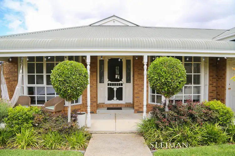 Second view of Homely house listing, 17 Whitmore Place, Hillside VIC 3037
