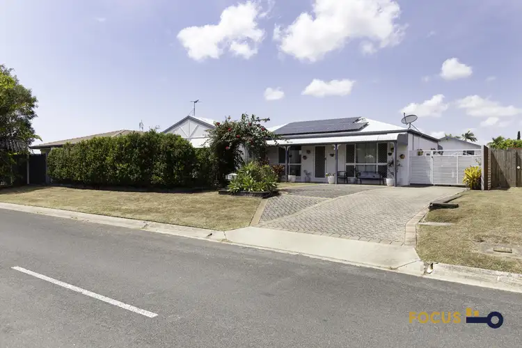 14 Outlook Crescent