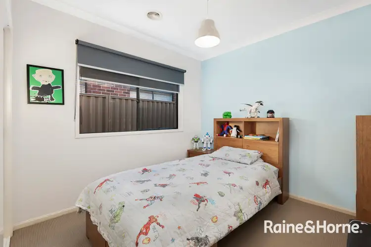 Fifth view of Homely house listing, 14 Macpherson Circuit, Cranbourne East VIC 3977