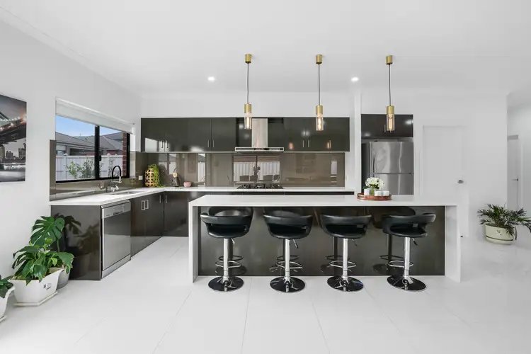 Fifth view of Homely house listing, 7 Carnation Drive, Rockbank VIC 3335