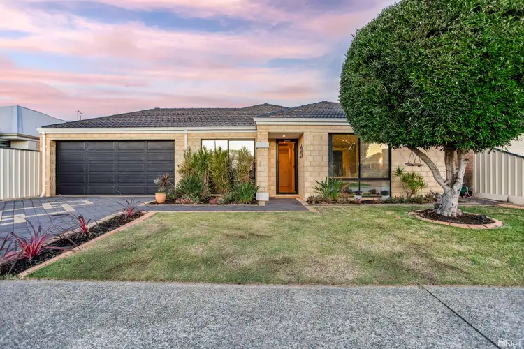34 Plumwood Avenue, Hammond Park WA 6164