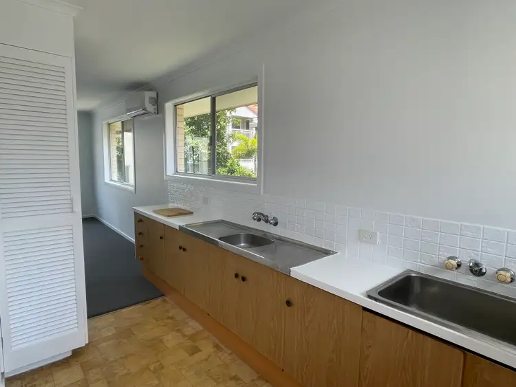 Fifth view of Homely unit listing, 3/198B Hedges Easement, Mermaid Beach QLD 4218