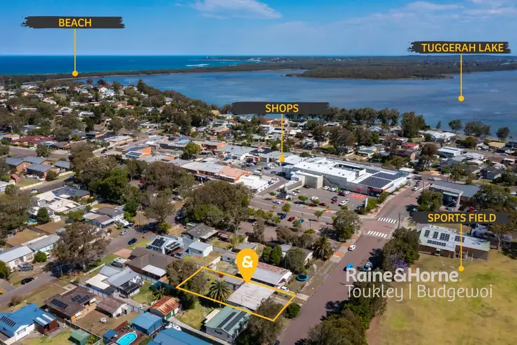 Second view of Homely house listing, 22 Noela Place, Budgewoi NSW 2262