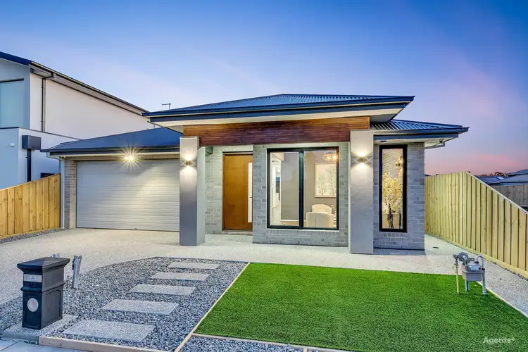 16 Forresters Road, Donnybrook VIC 3064