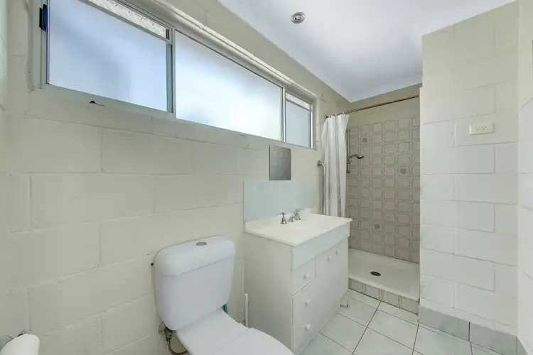 Fifth view of Homely house listing, 2/13 Wyndham Avenue, Boyne Island QLD 4680