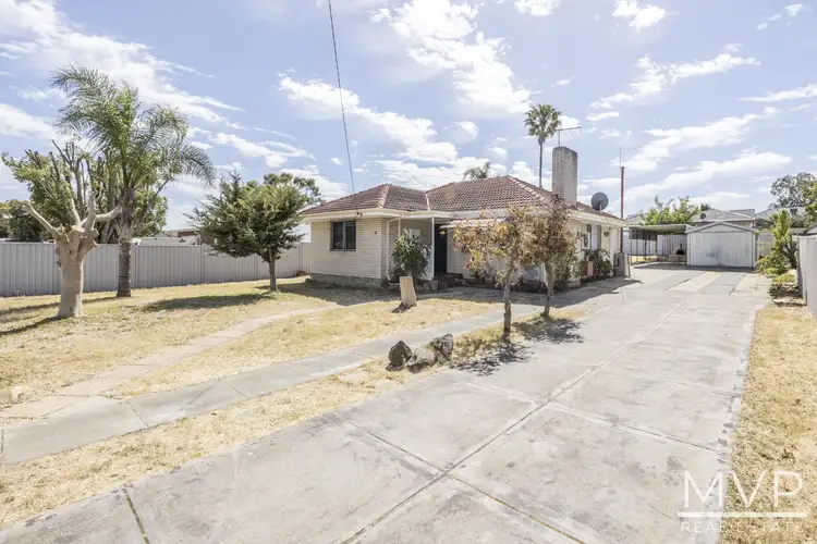 30 Simons Street, Coolbellup WA 6163