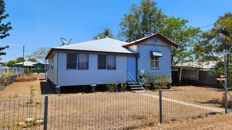 Second view of Homely house listing, 7 Walker Street, Gayndah QLD 4625