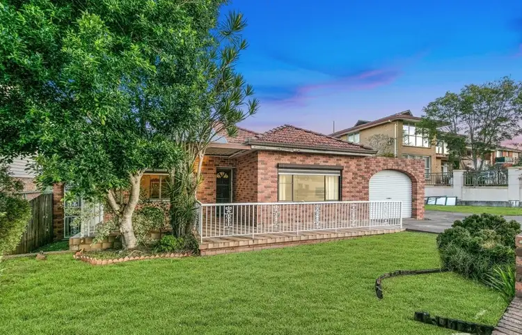 26 Moorefields Road, Kingsgrove NSW 2208