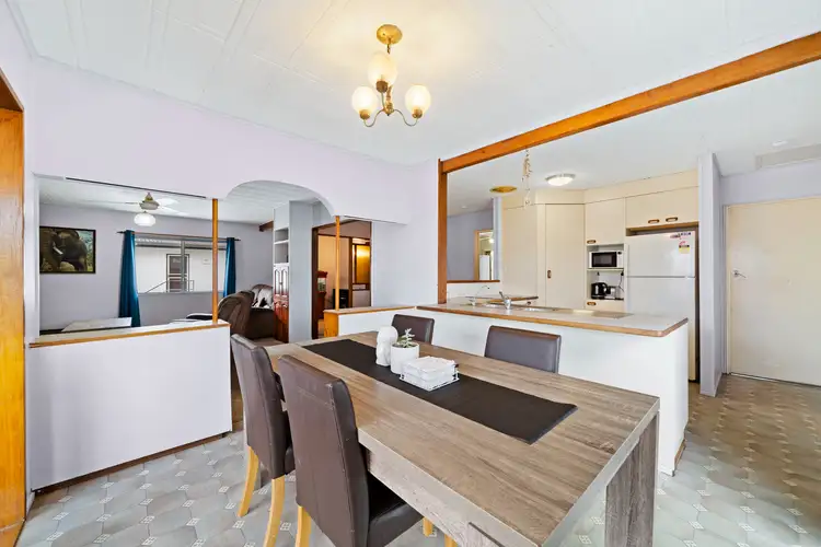 Third view of Homely house listing, 2 Flynn Court, Slacks Creek QLD 4127