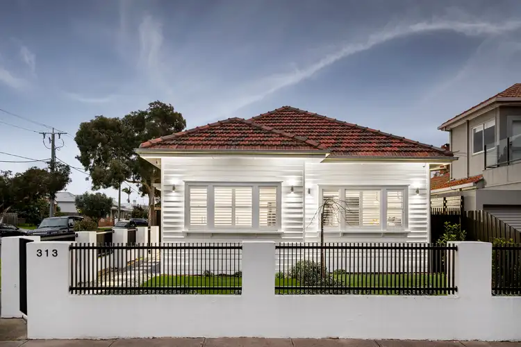 313 Douglas Parade, Newport VIC 3015