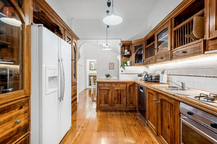 Sixth view of Homely house listing, 4 Henry Street, Wynnum QLD 4178