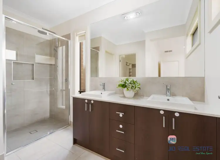 Fifth view of Homely house listing, 46 Bromley Circuit, Thornhill Park VIC 3335