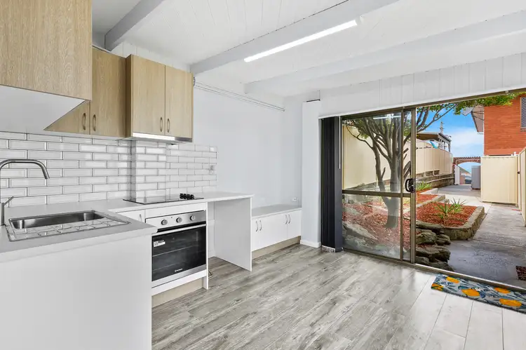 3/36 Minnegang Street, Warrawong NSW 2502