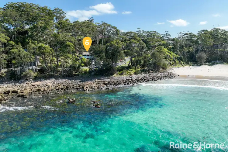 17 Surfers Avenue, Narrawallee NSW 2539