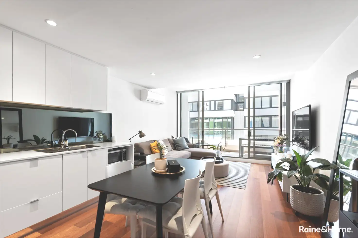 Main view of Homely apartment listing, 10/1 Thread Lane, Waterloo NSW 2017