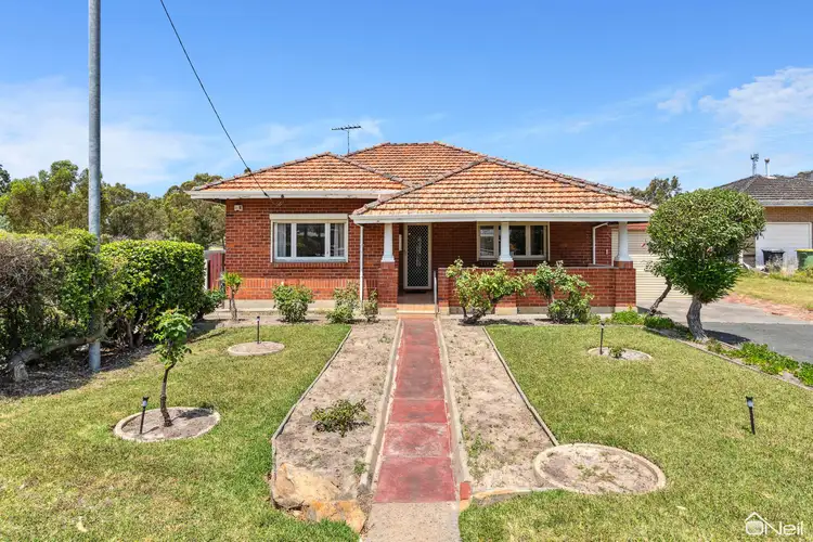 17 Kelvin Road, Maddington WA 6109