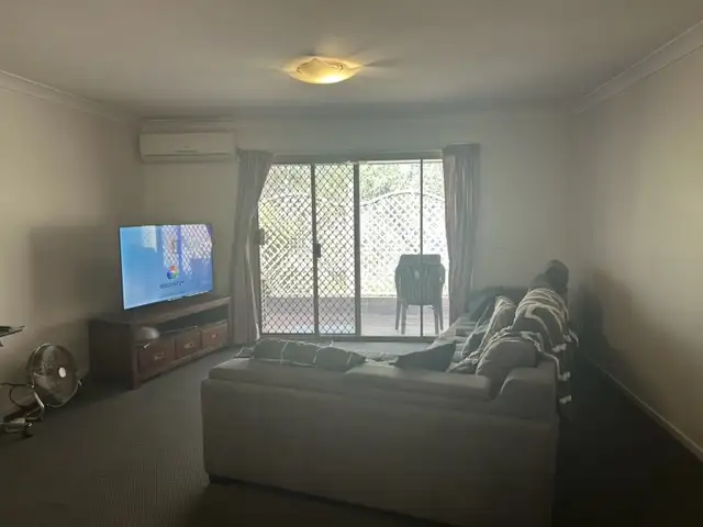 Third view of Homely villa listing, 18/14 Bourton Road, Merrimac QLD 4226