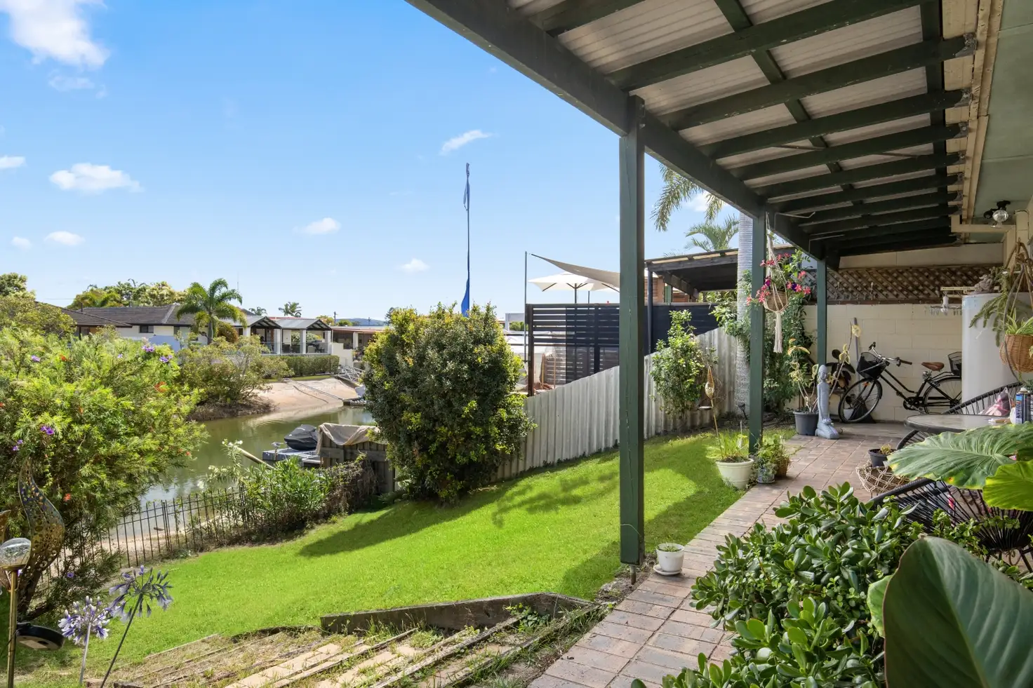 Main view of Homely semi-detached listing, 2/2 Carmel Court, Broadbeach Waters QLD 4218