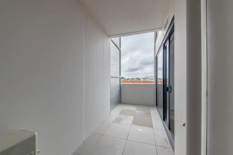 Fifth view of Homely apartment listing, 205/59-63 Warrigal Road, Hughesdale VIC 3166