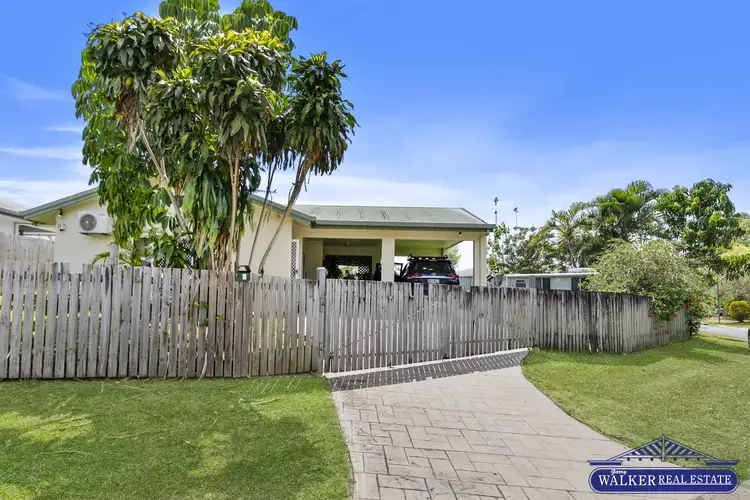4 Hammond Court, Mooroobool QLD 4870