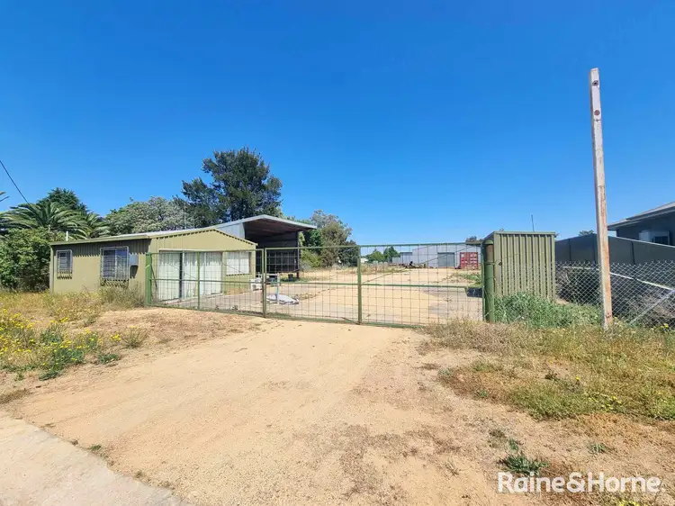 13 Forbes Street, Grenfell NSW 2810