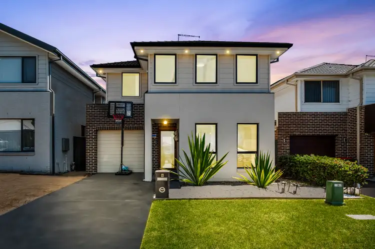 4 Fenner Place, Ropes Crossing NSW 2760