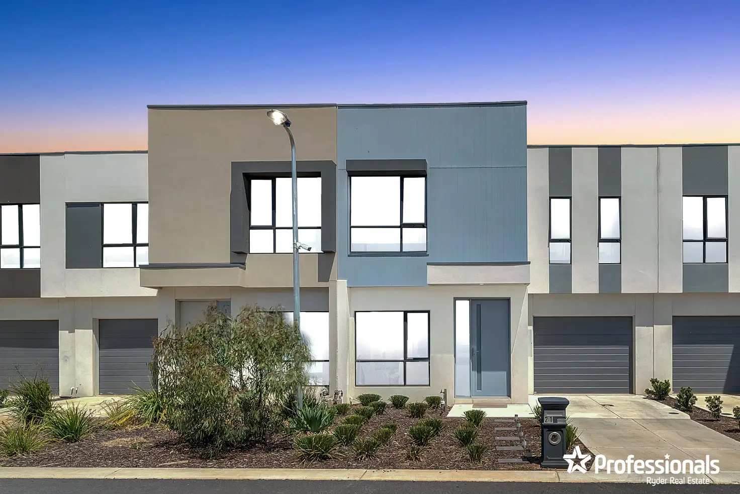 Main view of Homely house listing, 21 Mapstone Court, Melton South VIC 3338