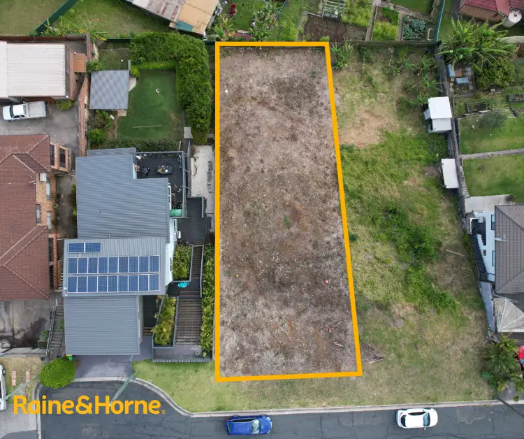 18 Grattan Street, Cringila NSW 2502
