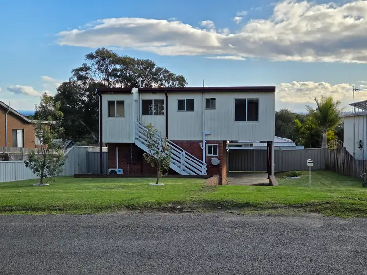 11 Ophir Street, Orient Point NSW 2540