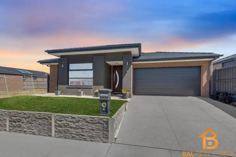 Second view of Homely house listing, 4 Cassinia Circuit, Tarneit VIC 3029