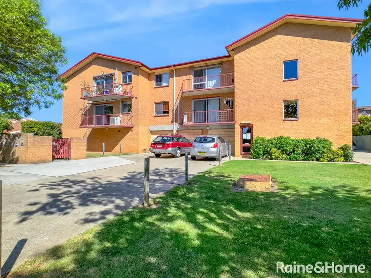 9/17 Mowatt Street, Queanbeyan East NSW 2620