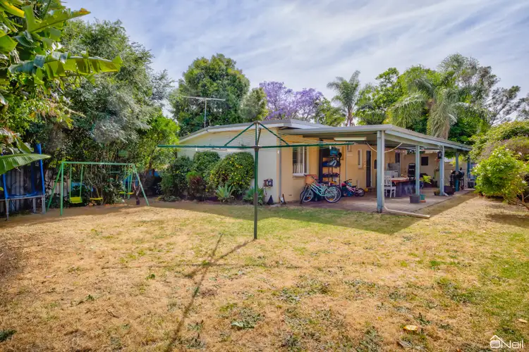 15 Badbury Road, Armadale WA 6112