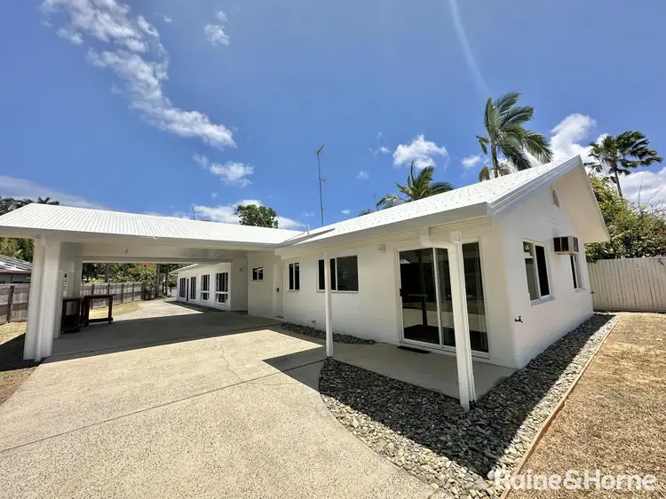 22 Ribbon Avenue, Port Douglas QLD 4877