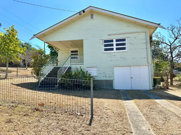 1/12 James Street, The Range QLD 4700
