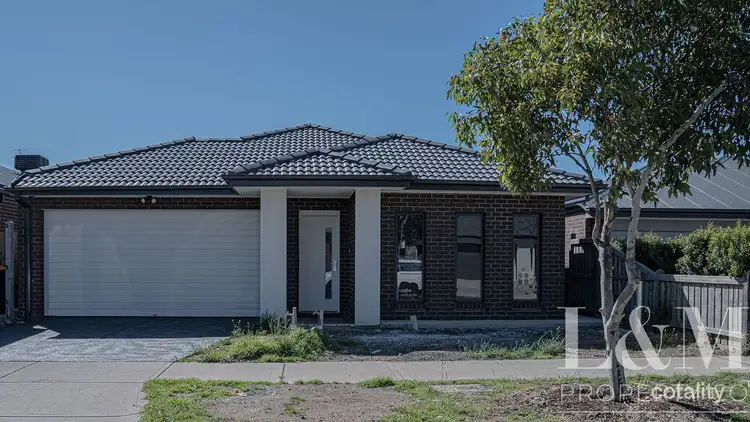 15 Puckle Avenue, Mickleham VIC 3064