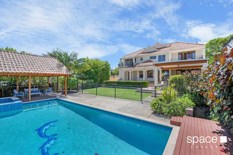 39 Alexander Road, Dalkeith WA 6009
