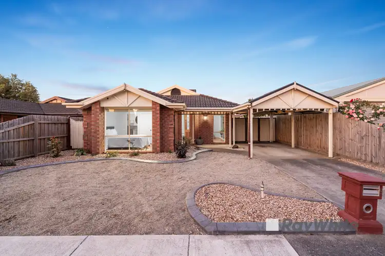 9 Langbourne Drive, Narre Warren South VIC 3805