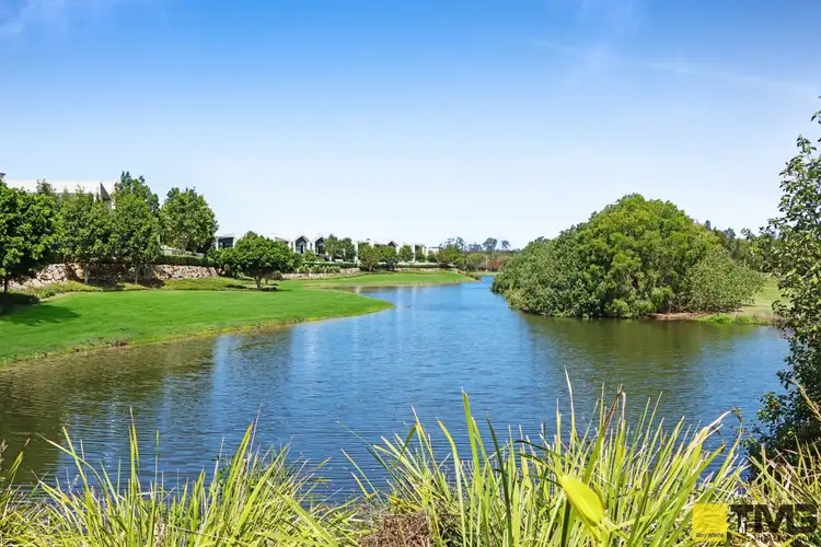 7/88 Glades Drive, Robina QLD 4226